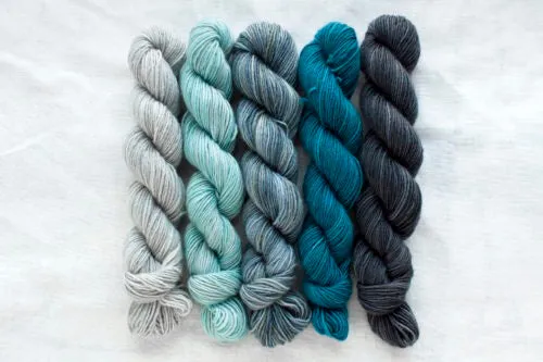 Manos Del Uruguay Fino Mini-Skein Kit